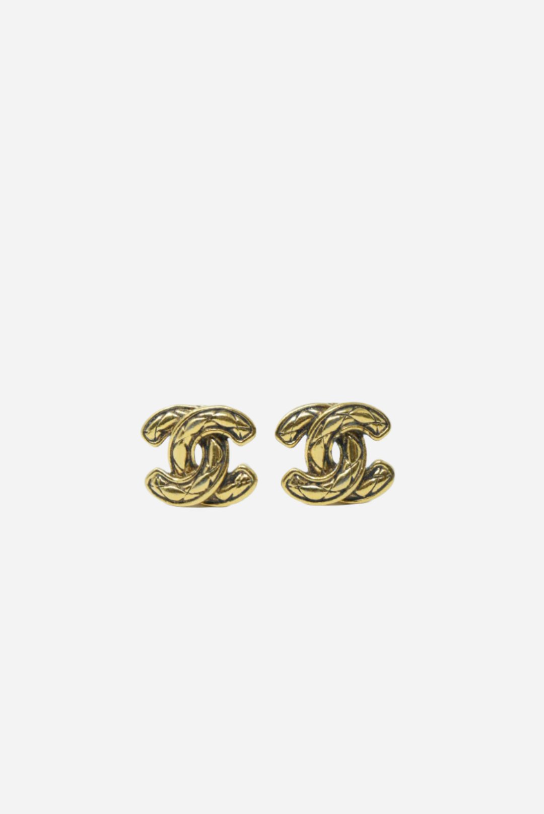 Pre-Owned CHANEL 80's CC Quilted Earrings Clip-On