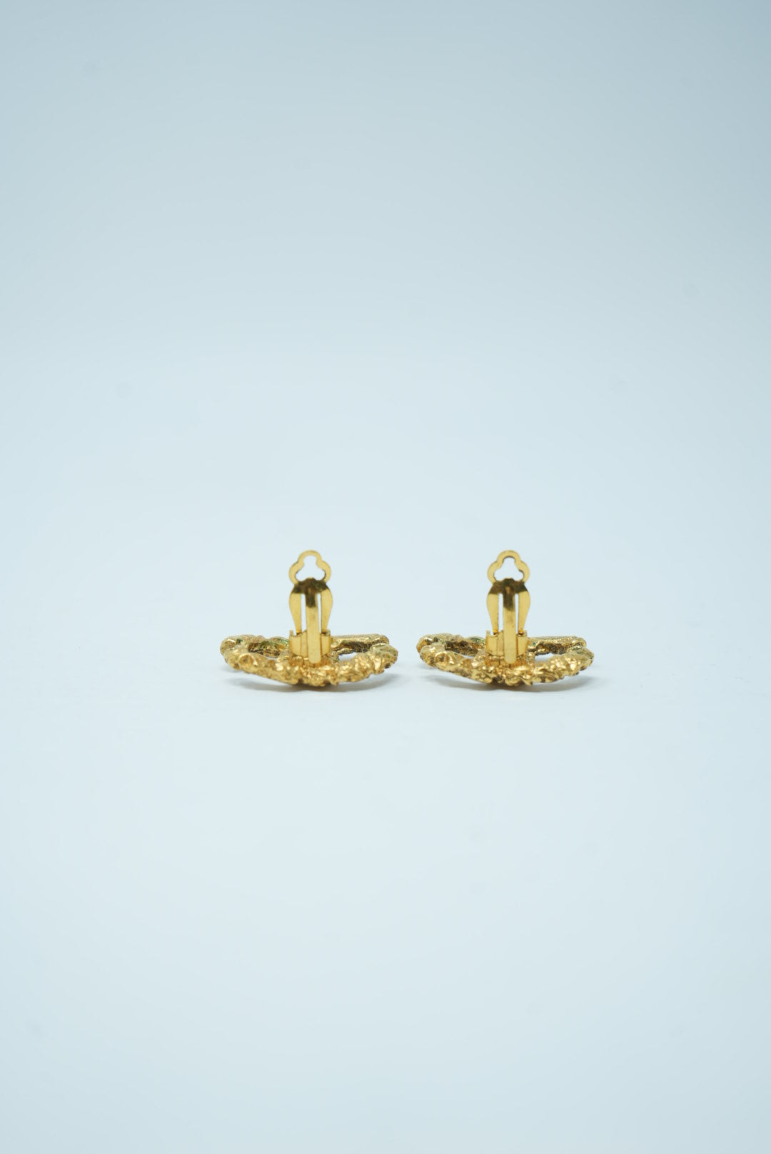 Pre-Owned Chanel 1993 Florentine CC Earrings