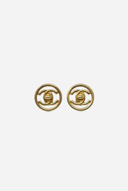 Pre-Owned Chanel Button TurnLock Clip on 1997 gold-plated