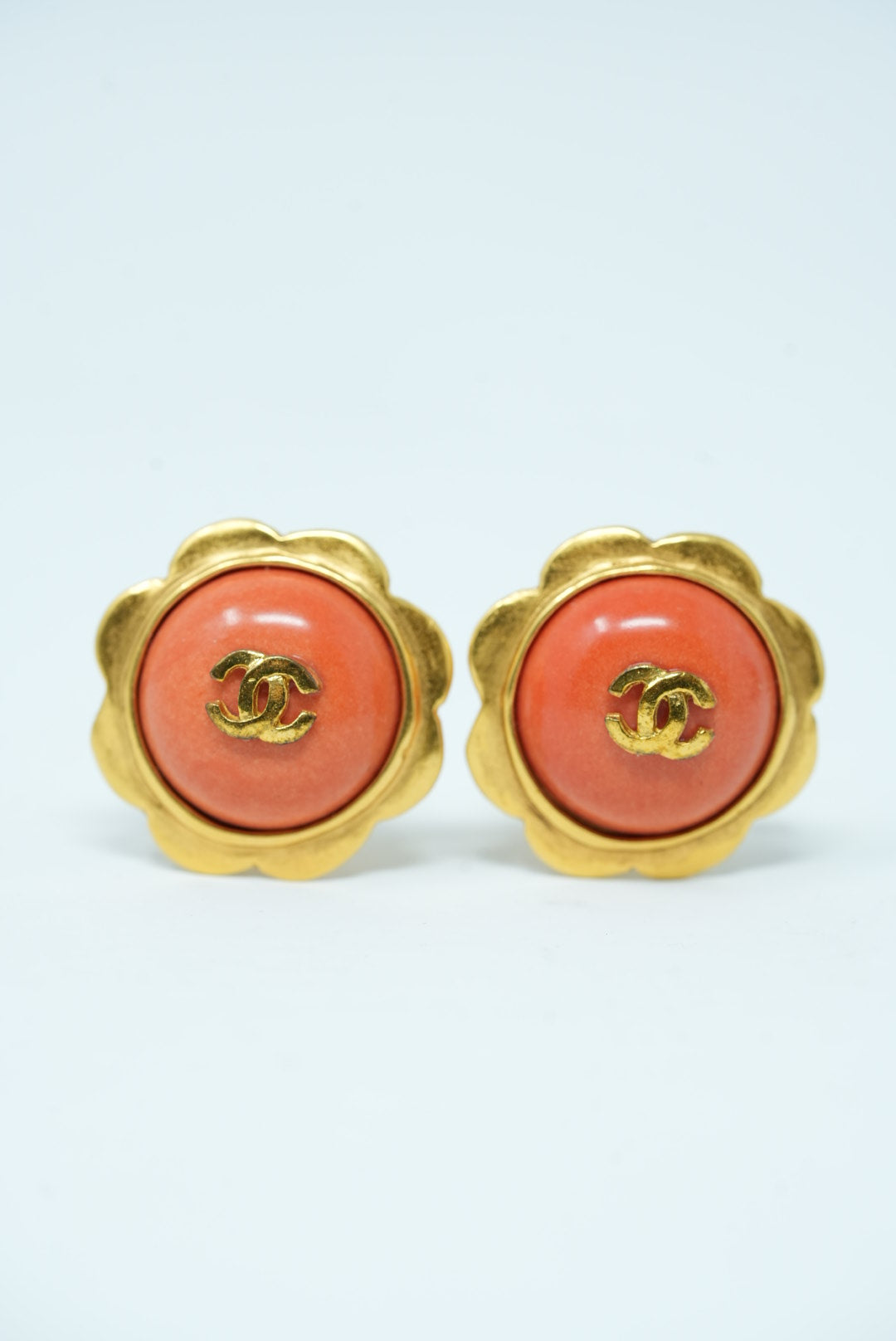 Pre-Owned CHANEL Flower CC Earrings ClipOn 1997