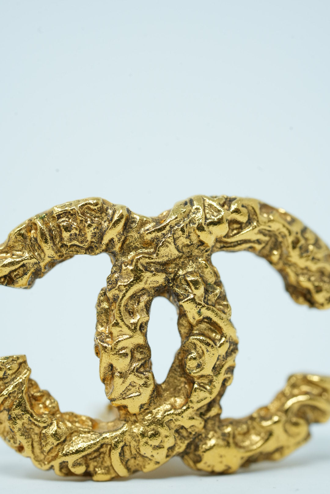 Pre-Owned Chanel 1993 Florentine CC Earrings