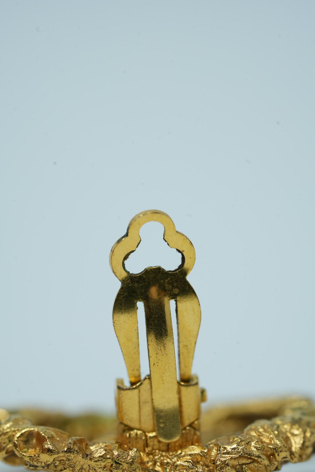 Pre-Owned Chanel 1993 Florentine CC Earrings