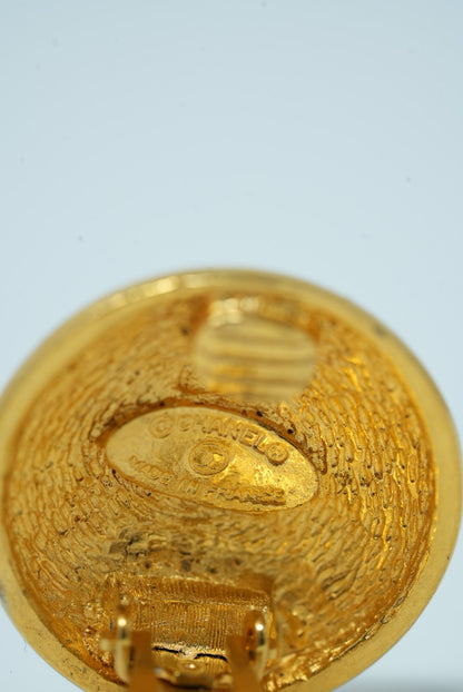 Pre-Owned Chanel CC Button Earrings clip-on