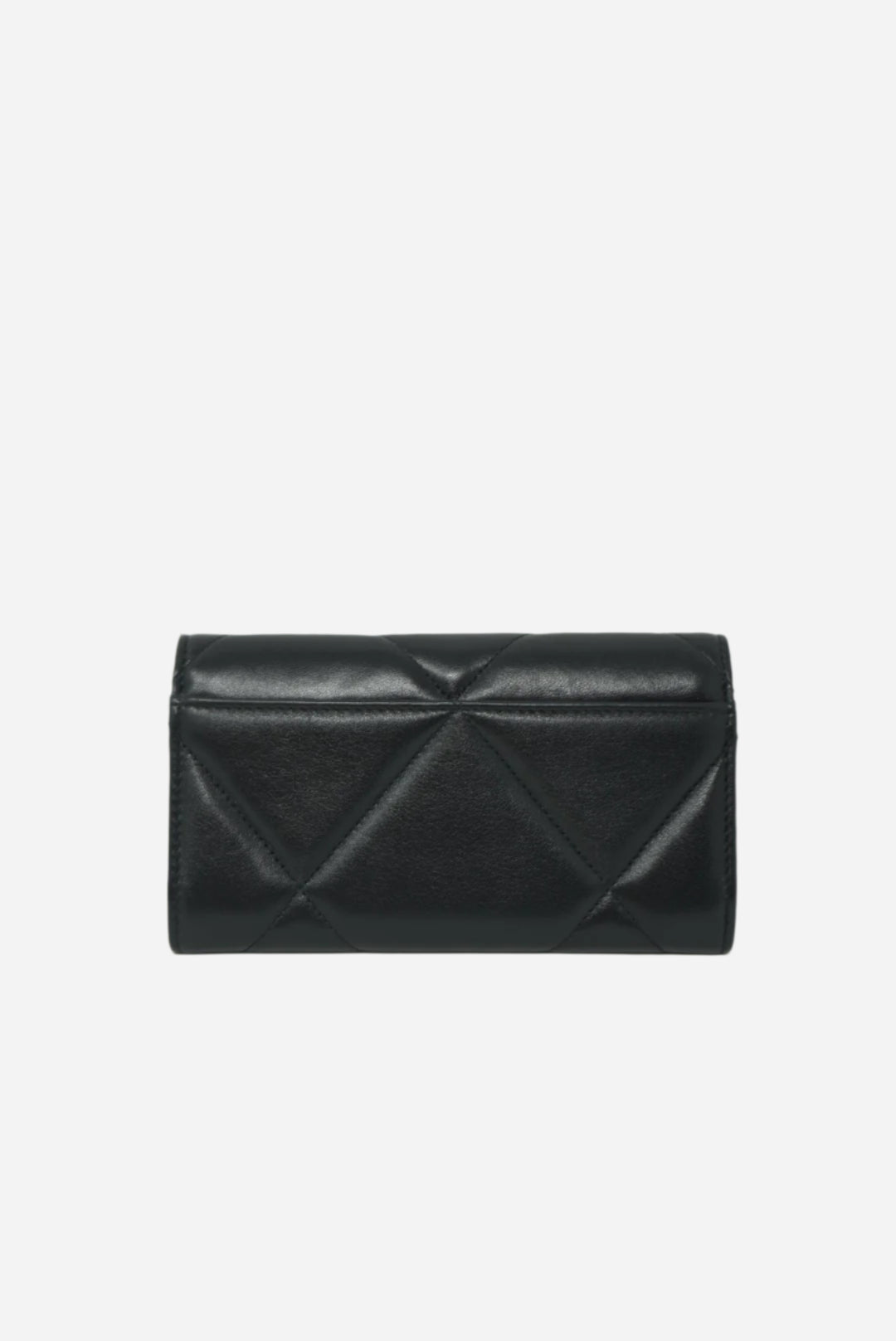 Pre-Owned Chanel Black Lambskin 19 Flap Wallet 2023