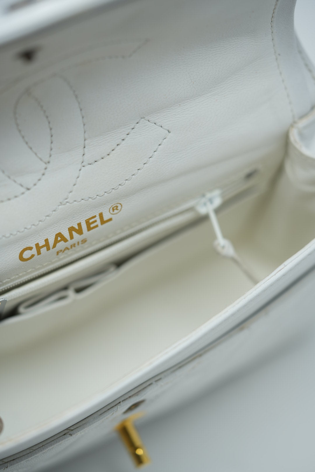 Pre-Owned CHANEL 1991-1994 Paris Edition Flap Small Shoulder Bag