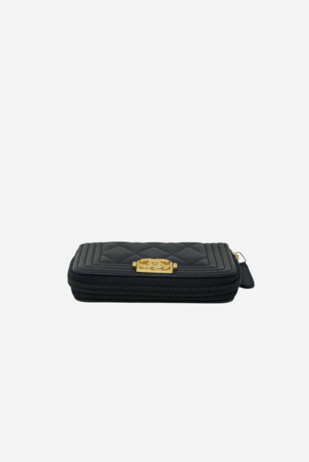 Pre-Owned Chanel Boy Zip up Card Holder 2015-2016