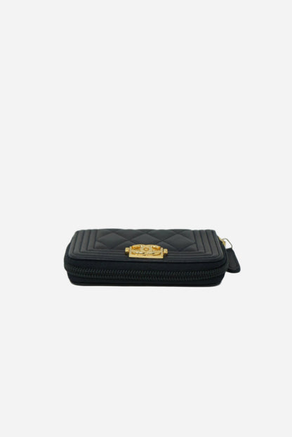 Pre-Owned Chanel Boy Zip up Card Holder 2015-2016