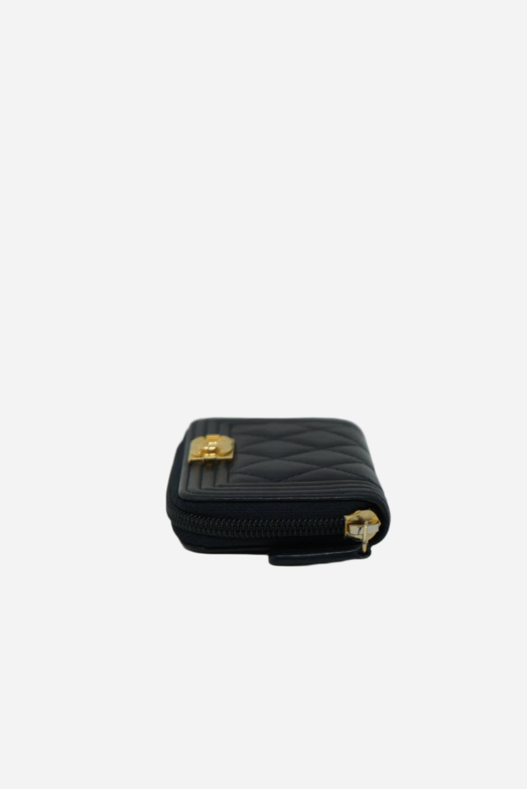 Pre-Owned Chanel Boy Zip up Card Holder 2015-2016