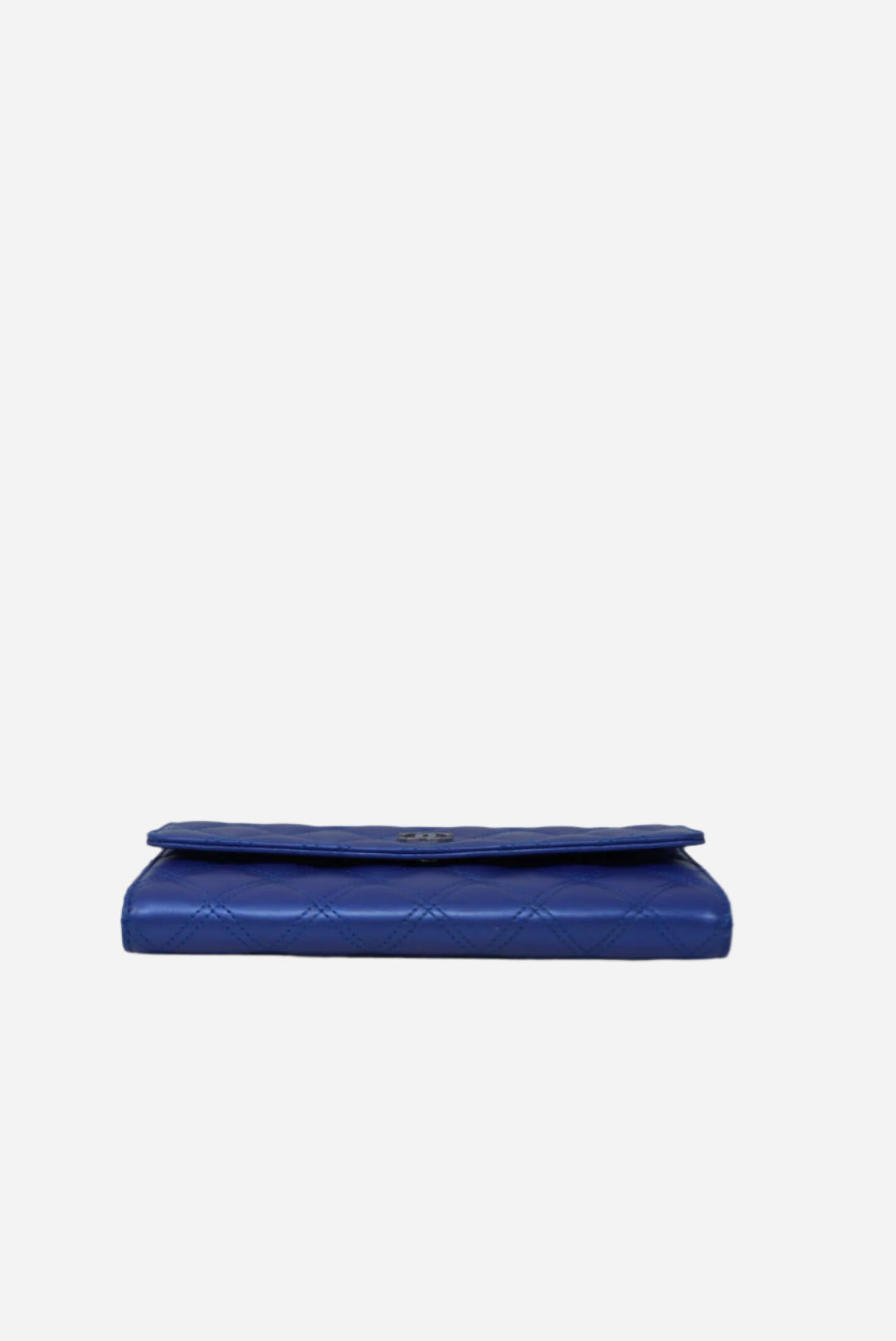 Pre-Owned Chanel Blue Lambskin Long Wallet