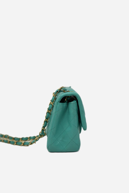 Pre-Owned Chanel Mini Flap Lambskin 2019 Refurbished