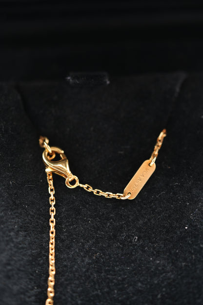 Van Cleef&Arpels Vintage Alhambra pendant 18K