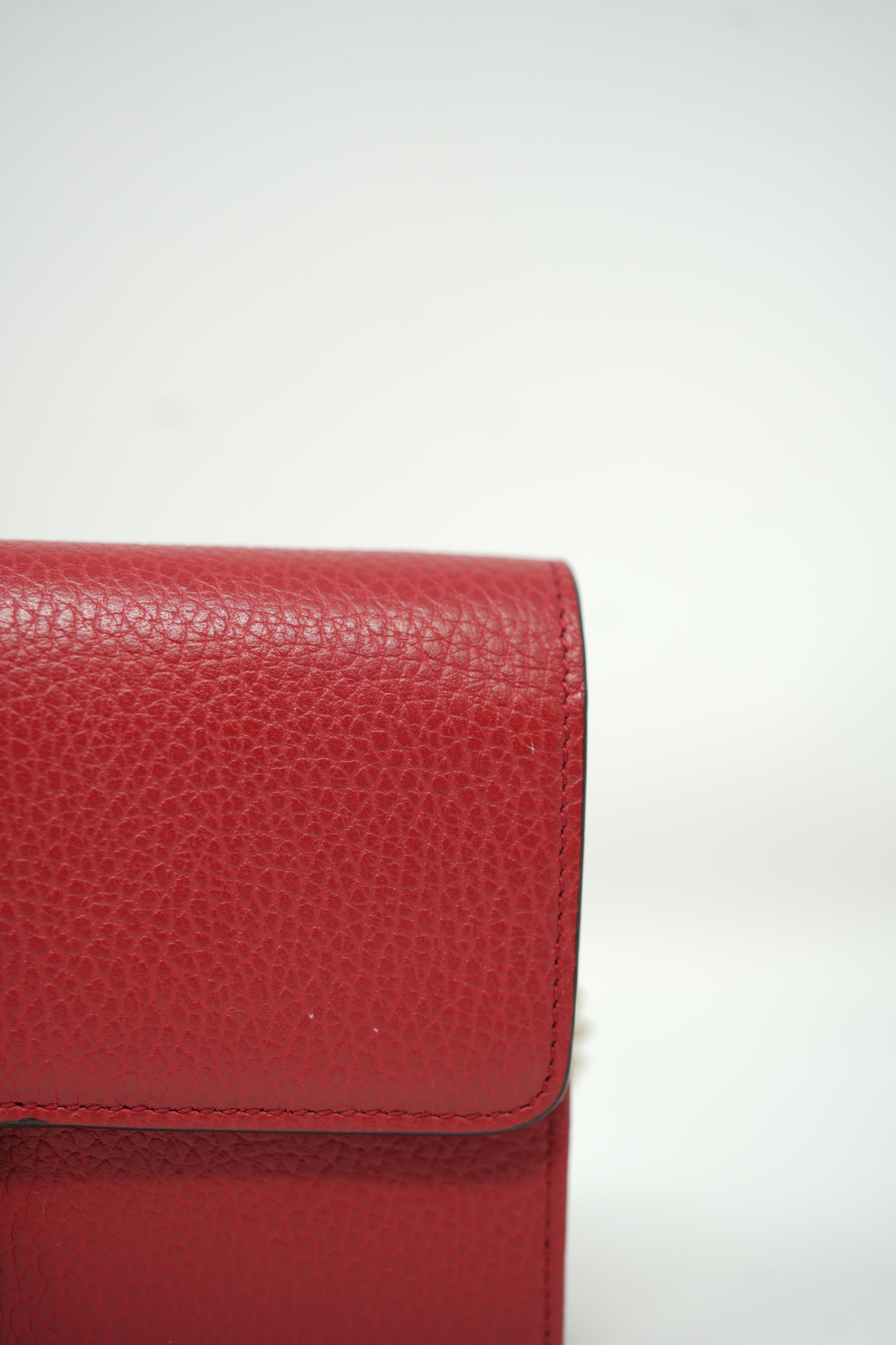 Gucci Red Leather GG Interlocking Wallet On Chain