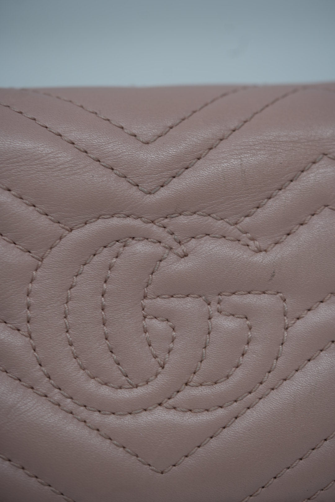 Gucci GG Marmont card case wallet