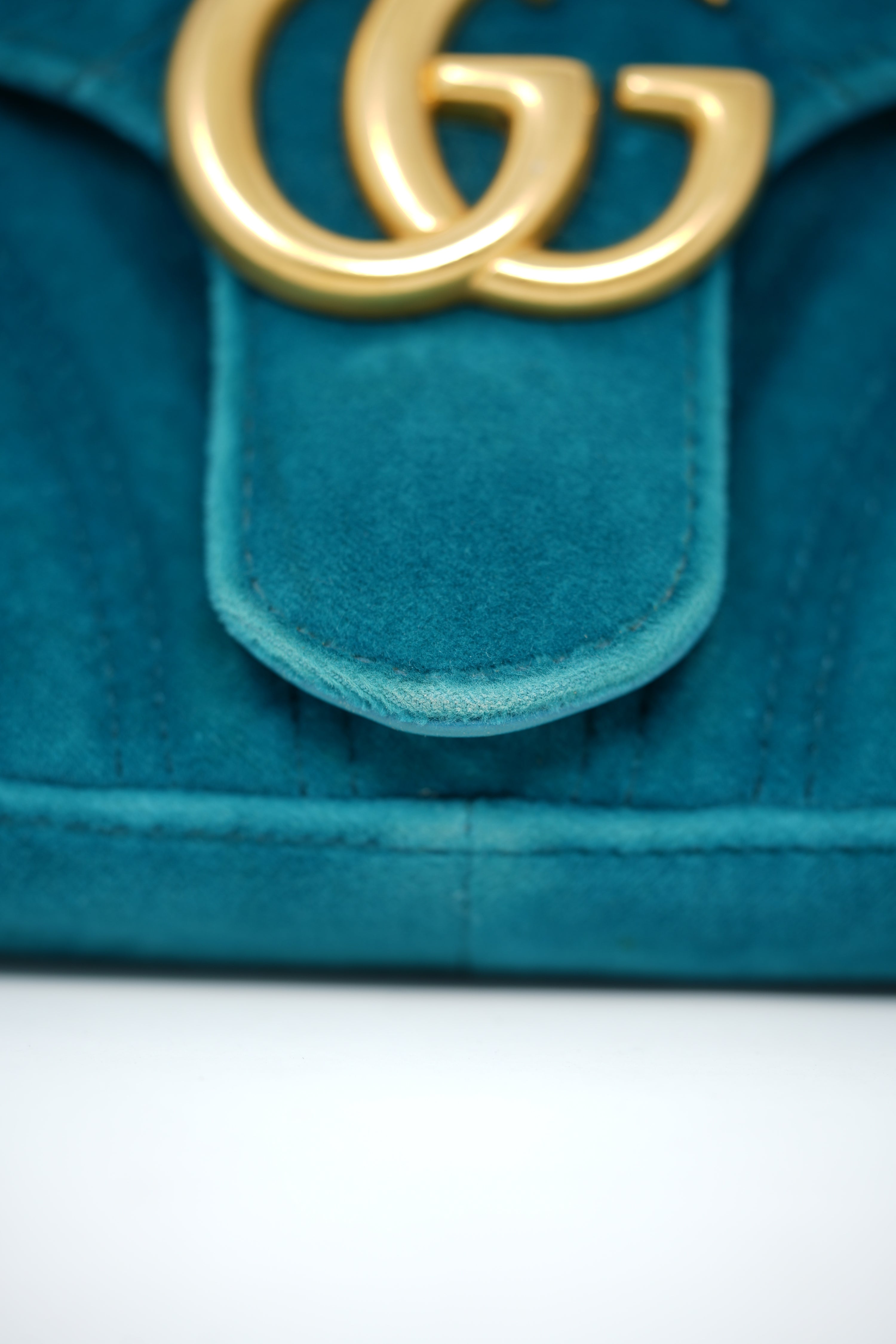 Gucci Blue Velvet GG Marmont Medium shoulder bag