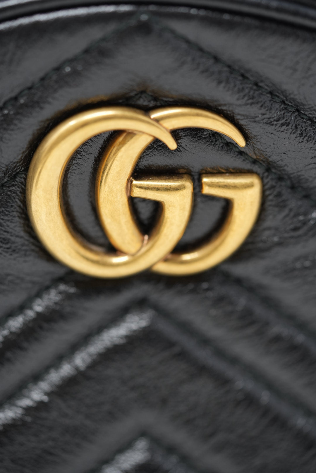 Gucci Azalea Matelasse Mini GG Marmont Round Bag Black