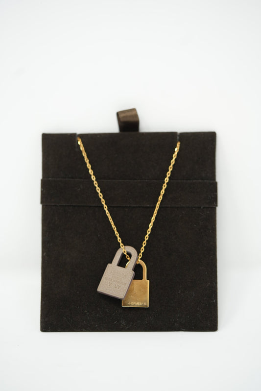 Hermes Pendent O Kelly PM Etoupe Y 2020