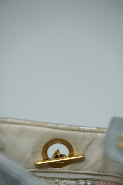 Pre-Owned Chanel 1986–1988 Silver Lambskin Quilted Shoulder Bag