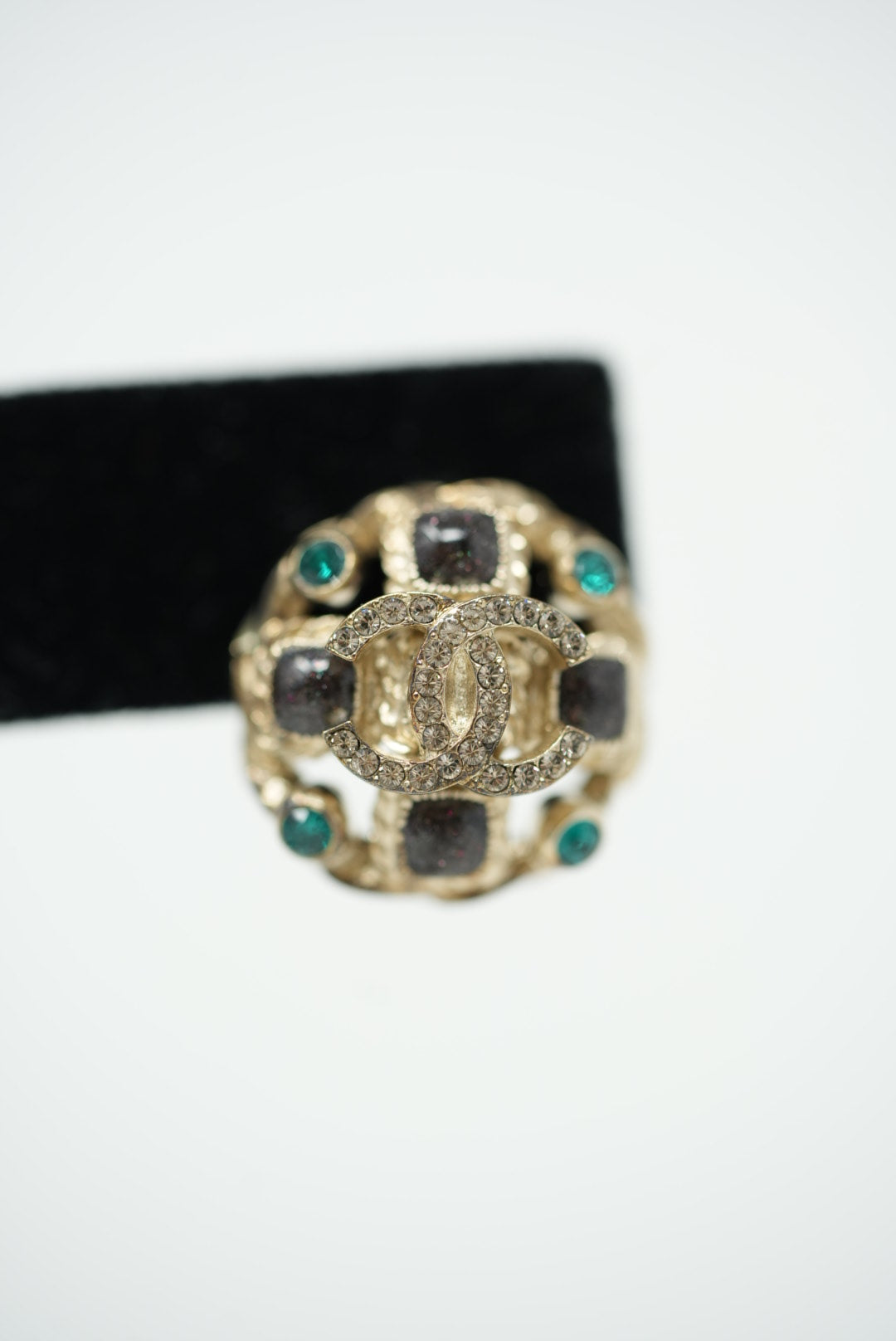 Pre-Owned Chanel Crystal CC Earrings 2018
