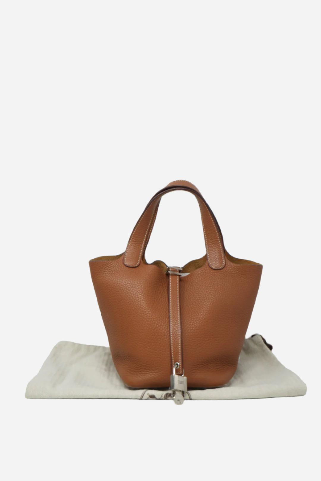 Hermès 2016 Gold Clemence Leather Picotin 18 Handbag