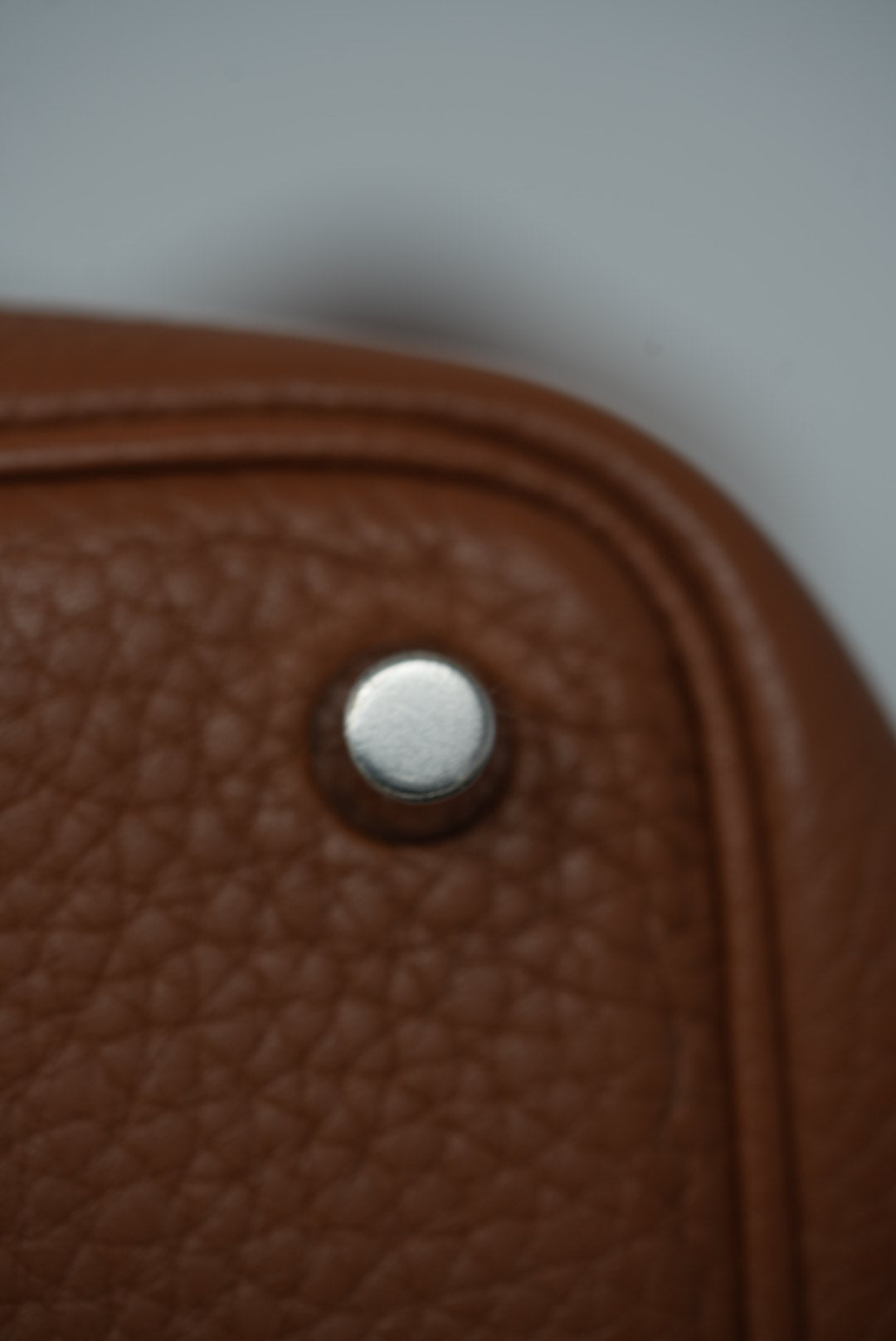 Hermès 2016 Gold Clemence Leather Picotin 18 Handbag