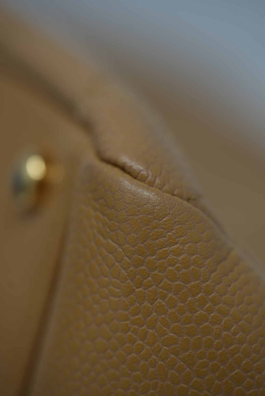Pre-Owned Chanel Beige Caviar Petit Timeless Tote Bag