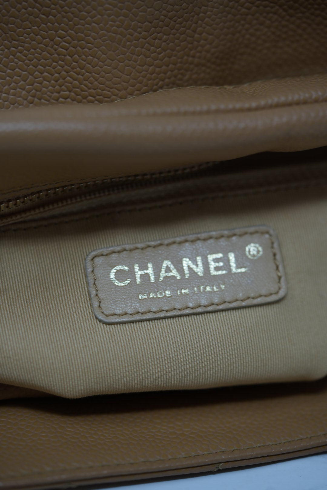 Pre-Owned Chanel Caviar Petit Timeless Tote Bag