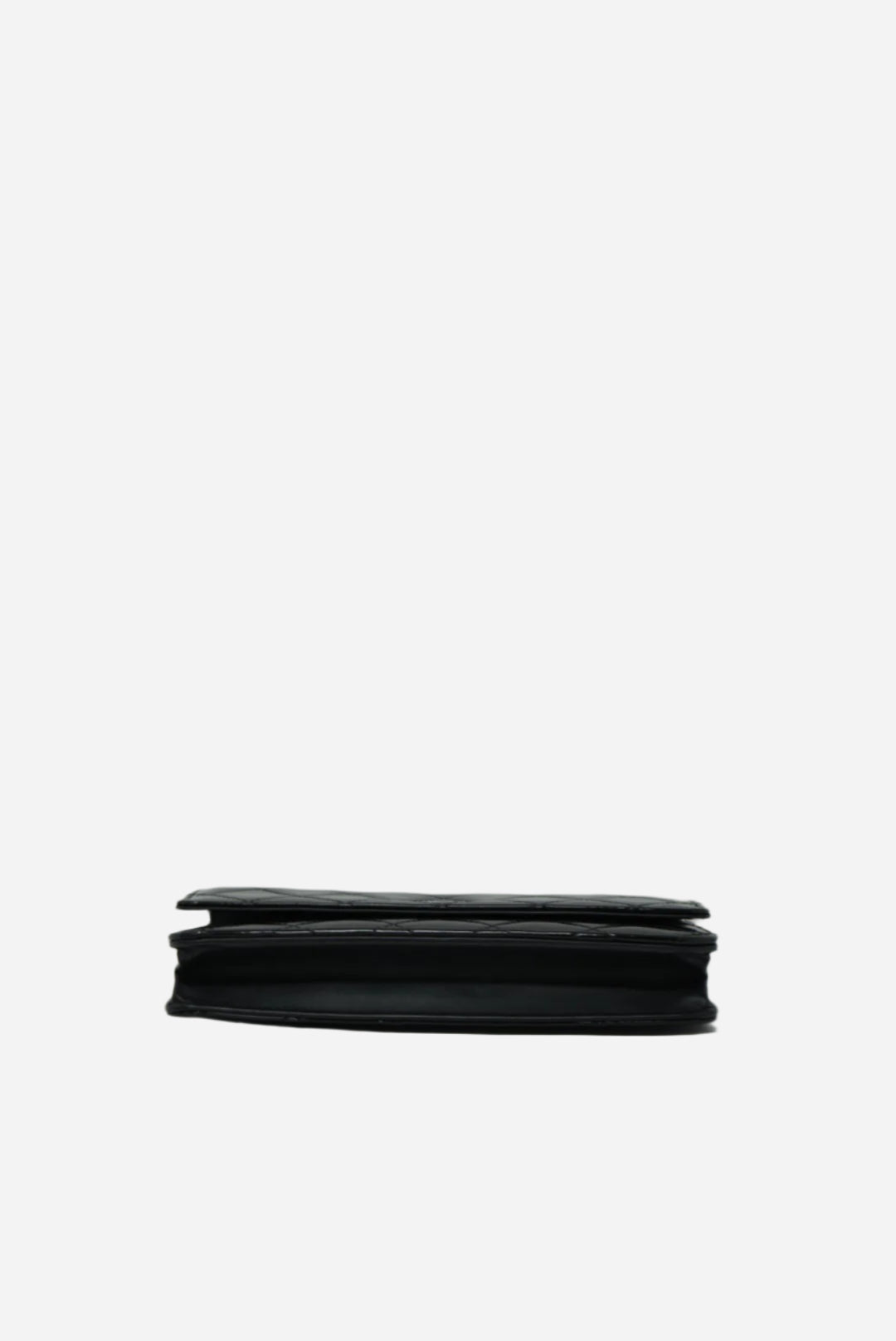Pre-Owned Chanel Patent Wallet on Chain