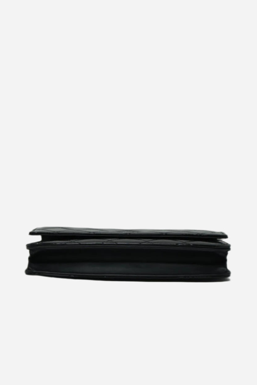 Pre-Owned Chanel 2014 Black Patent Wallet on Chain