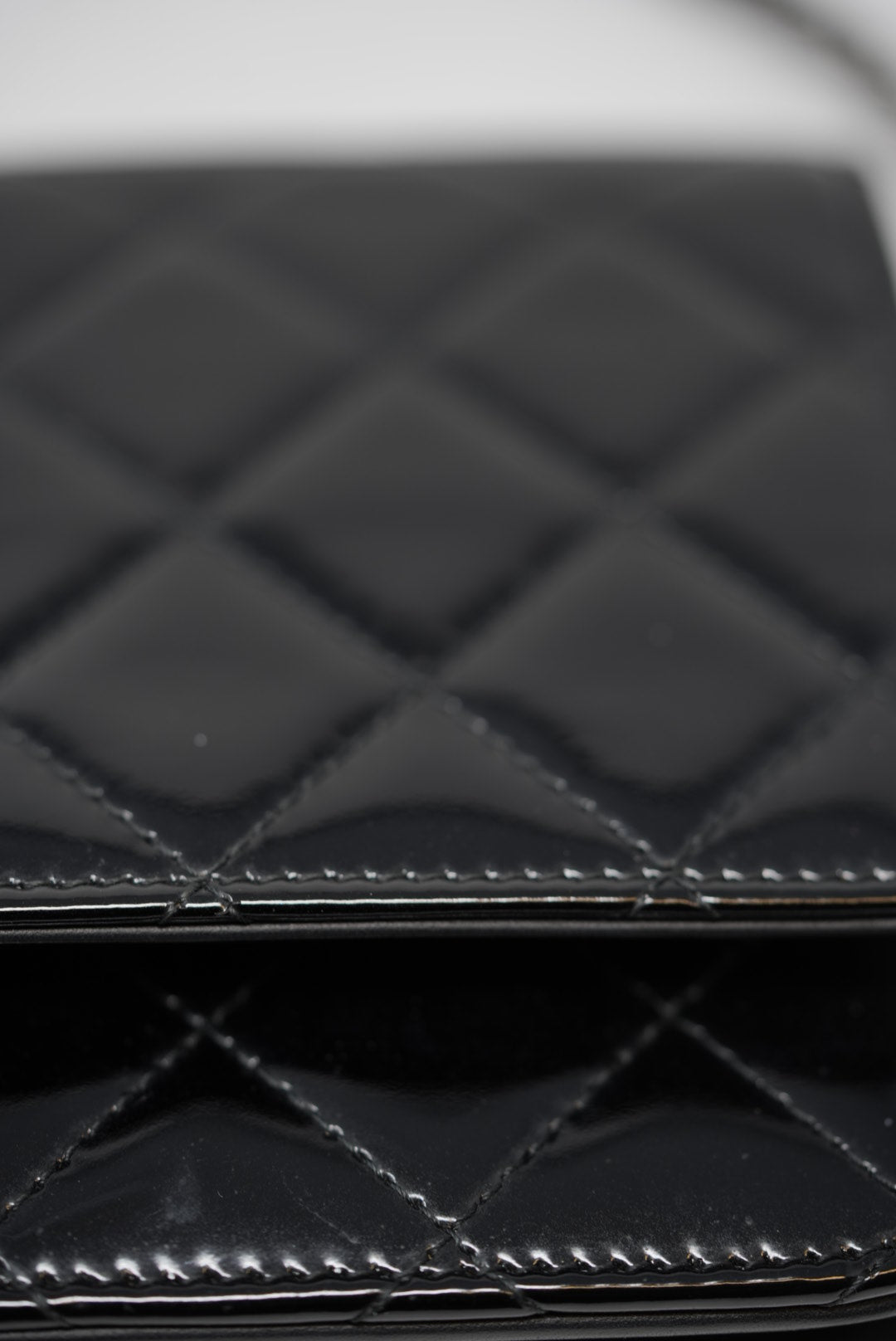 Pre-Owned Chanel 2014 Black Patent Wallet on Chain