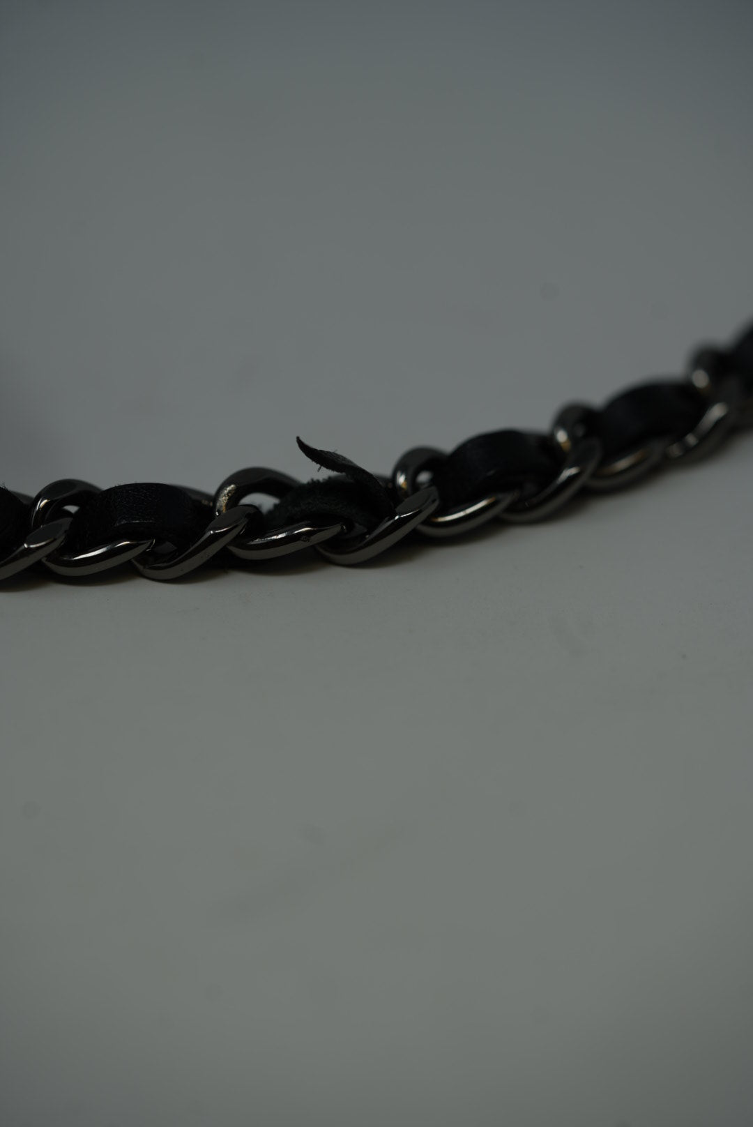 Pre-Owned Chanel Patent Wallet on Chain