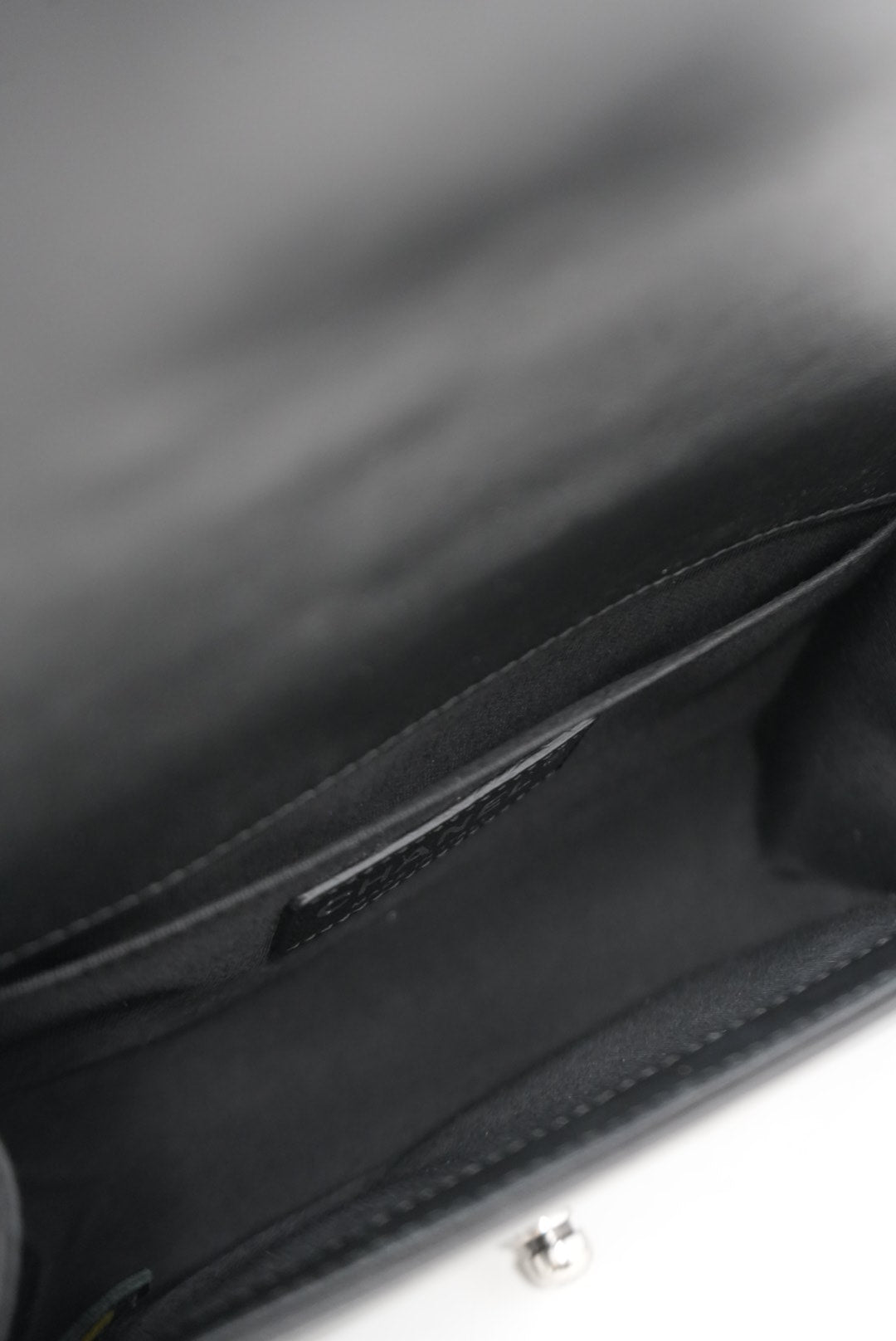Pre-Owned Chanel 2013-2014 Black Boy Flap Bag Lambskin Refurbished
