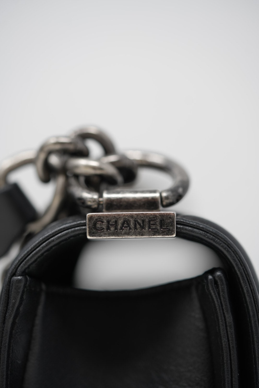 Pre-Owned Chanel 2013-2014 Black Boy Flap Bag Lambskin Refurbished