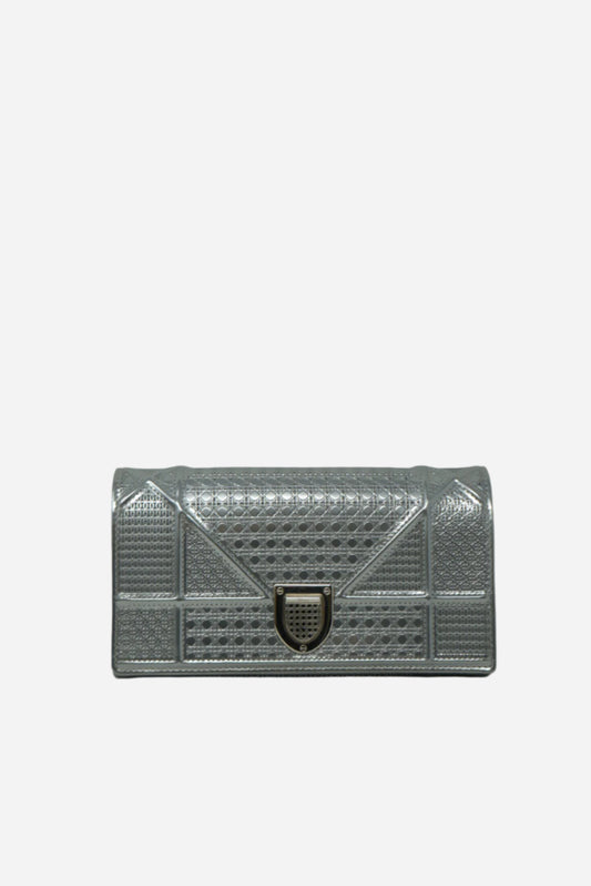 Dior Diorama Wallet on Chain