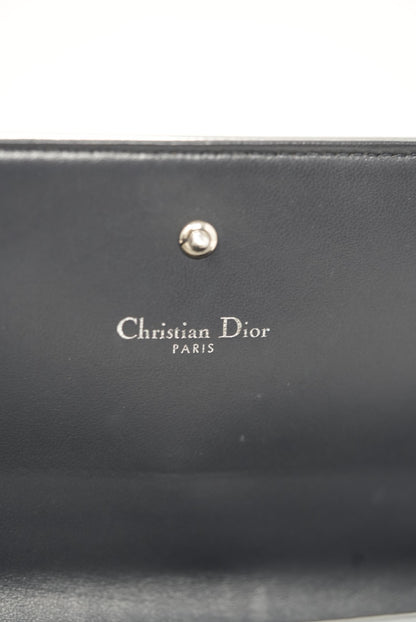 Dior Diorama Wallet on Chain