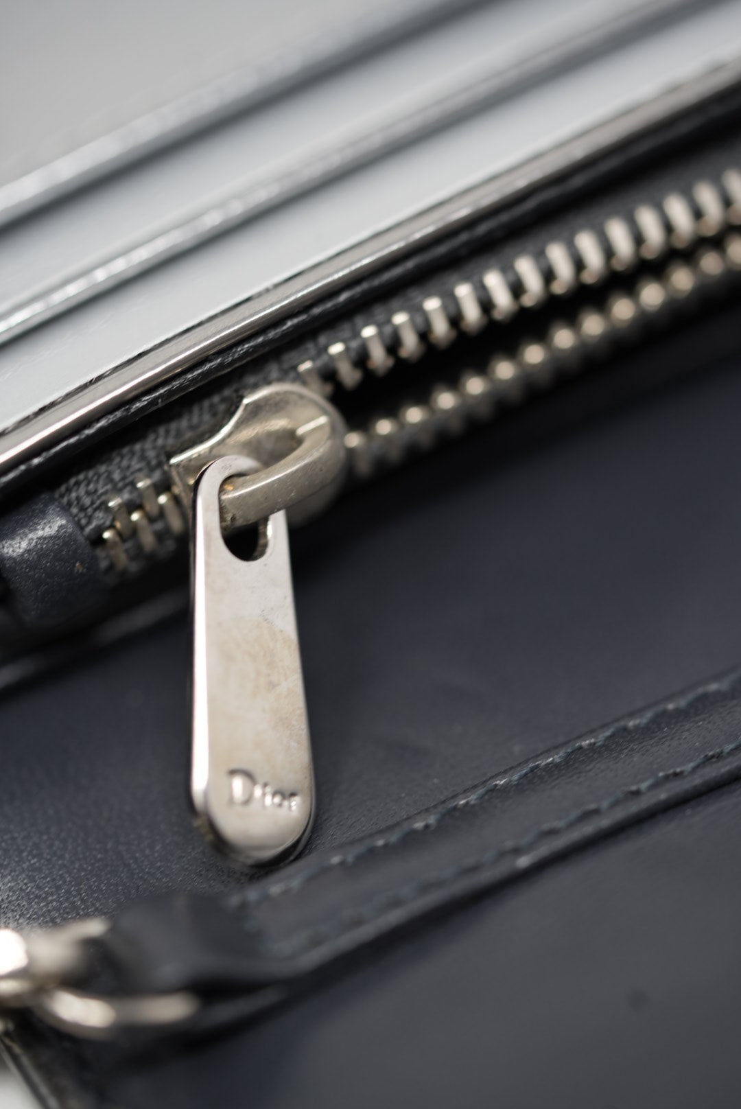 Dior Diorama Wallet on Chain