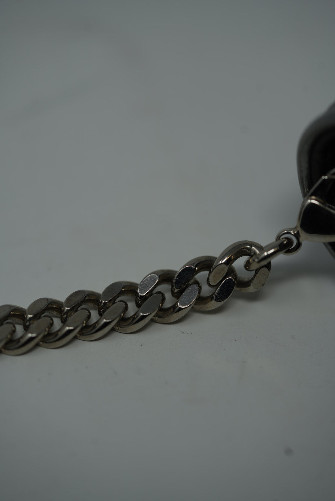 Dior Diorama Wallet on Chain