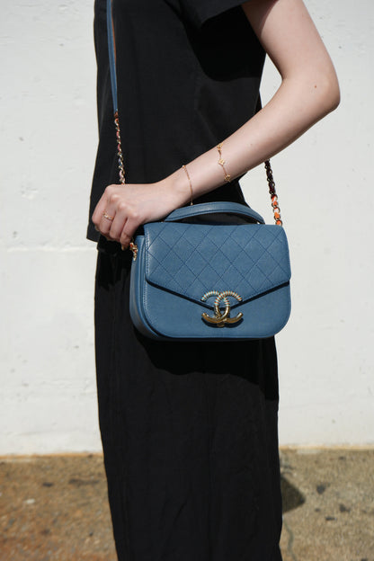 Pre-Owned Chanel Cuba Top Handle Flap Bag
