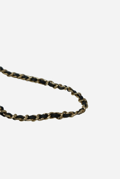 Pre-Owned Chanel Caviar Round Clutch w/Chain