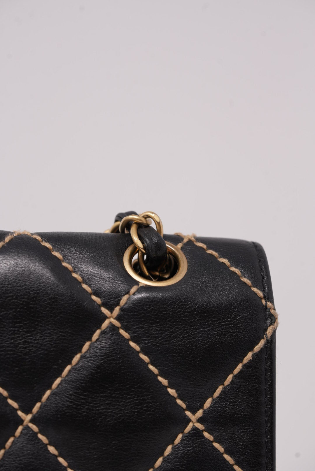 Pre-Owned CHANEL Wild Stitch Shoulder Bag Black 2003-2004
