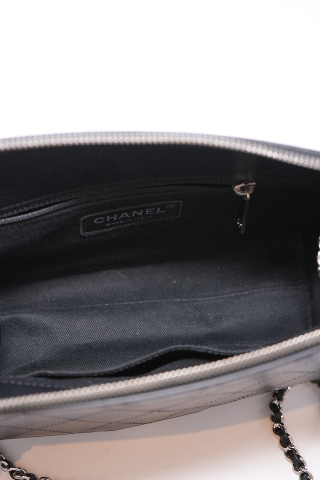 Pre-Owned Chanel Flap Bag Lambskin/ Calfskin