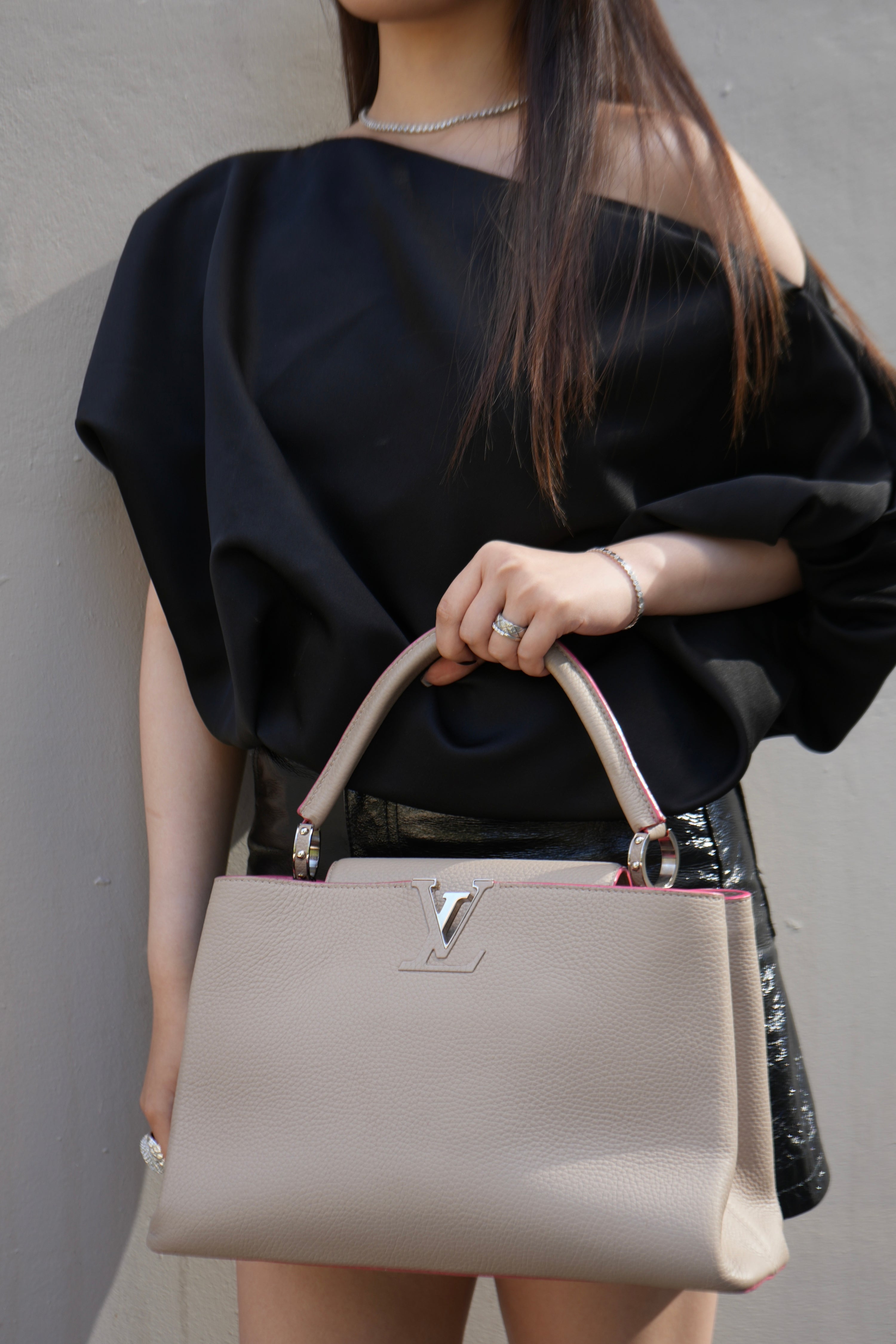 Louis Vuitton Taurillon Capucines MM Top Handle