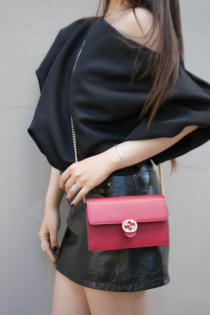 Gucci Red Leather GG Interlocking Wallet On Chain