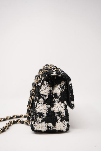 Pre-Owned Chanel Tweed Mini Flap Bag 2020