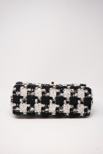 Pre-Owned Chanel Tweed Mini Flap Bag 2020
