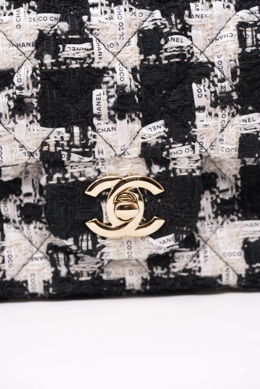 Pre-Owned Chanel Tweed Mini Flap Bag 2020