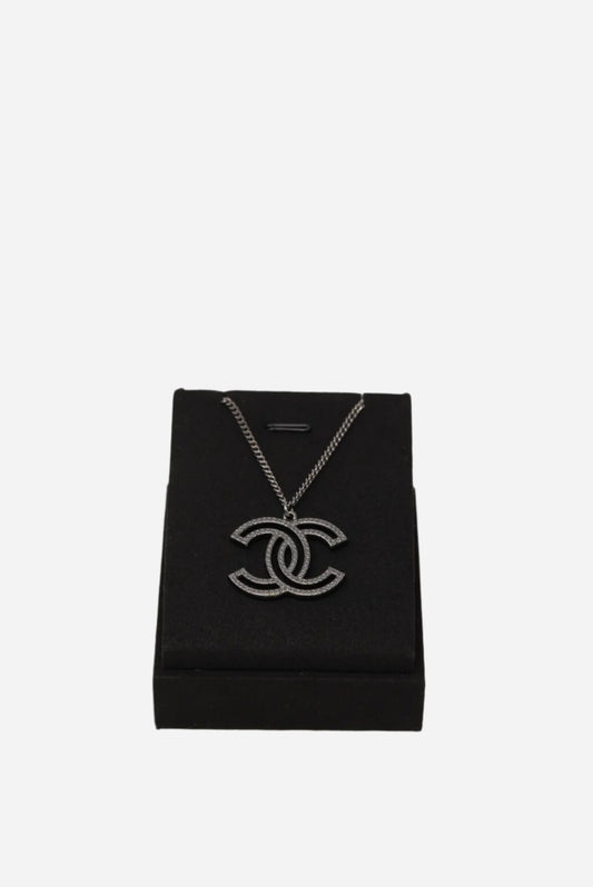 Pre-Owned Chanel Rhinestone CC Necklace 2014