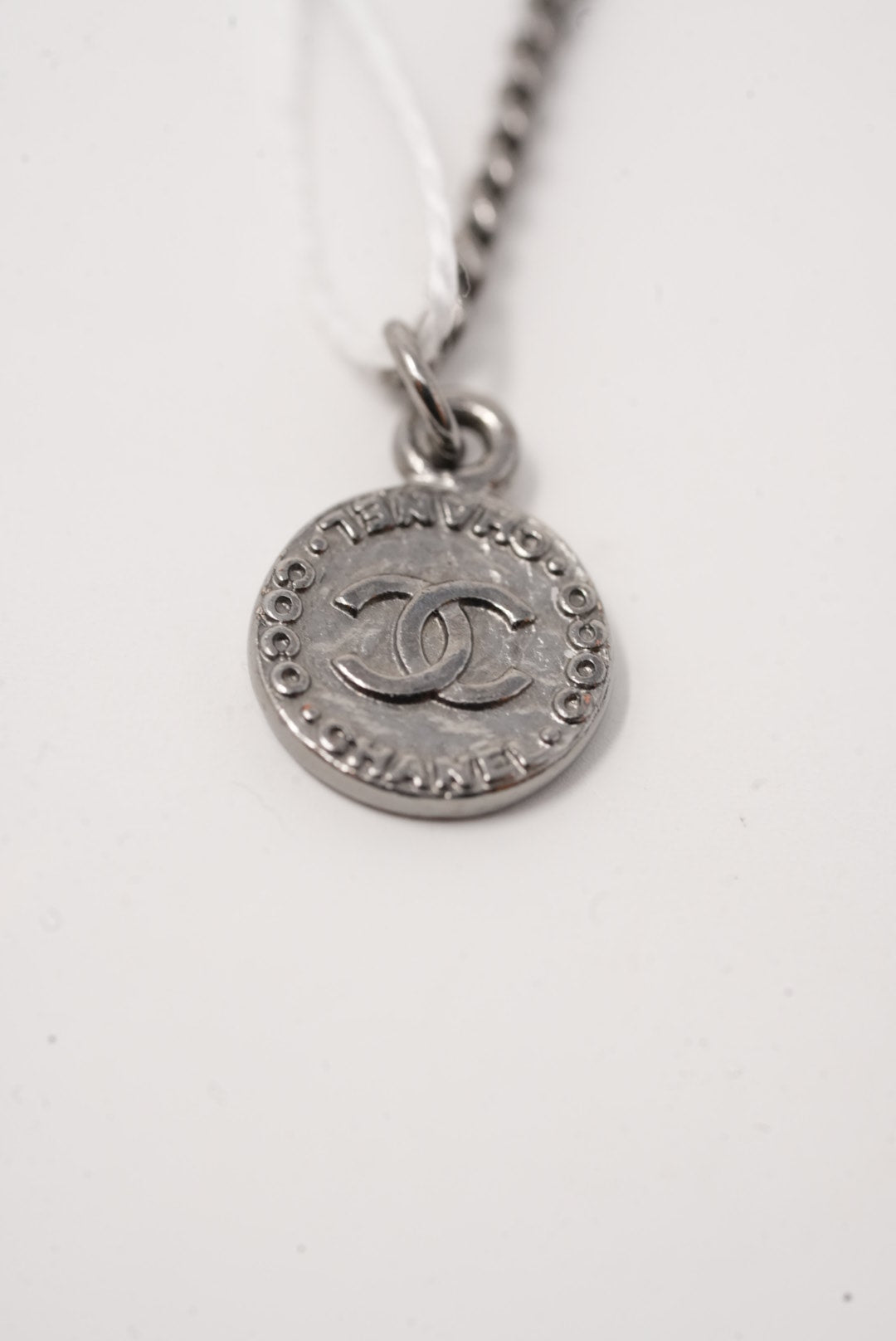 Pre-Owned Chanel Rhinestone CC Necklace 2014