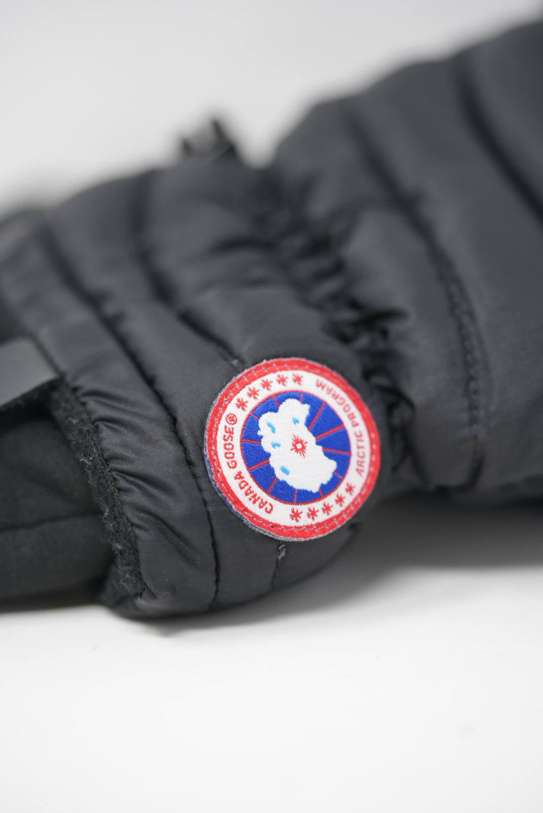 Canada Goose Black Arctic Down Mitts