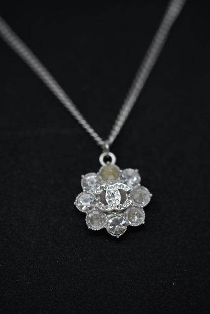 Pre-Owned Chanel CC Rhinestone Necklace 2014-2015
