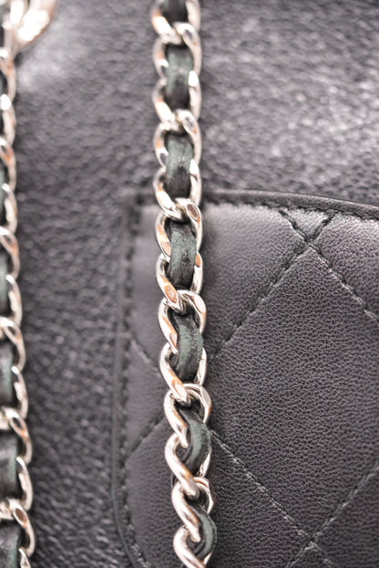 Pre-Owned Chanel Flap Bag Lambskin/ Calfskin
